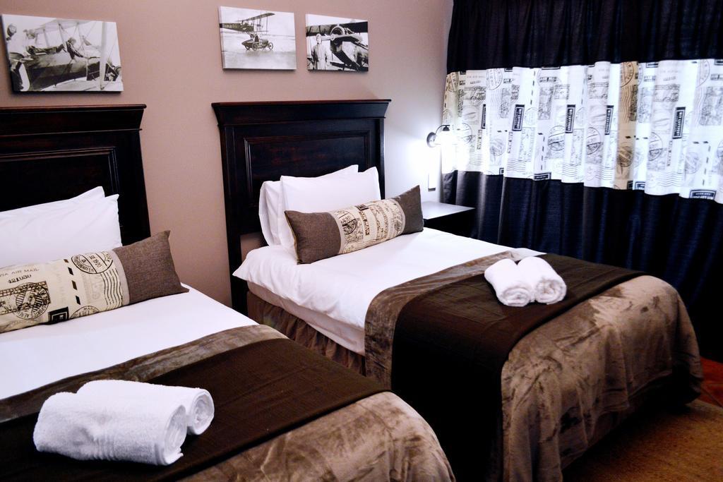 Barnstormers Rest Malalane Bagian luar foto